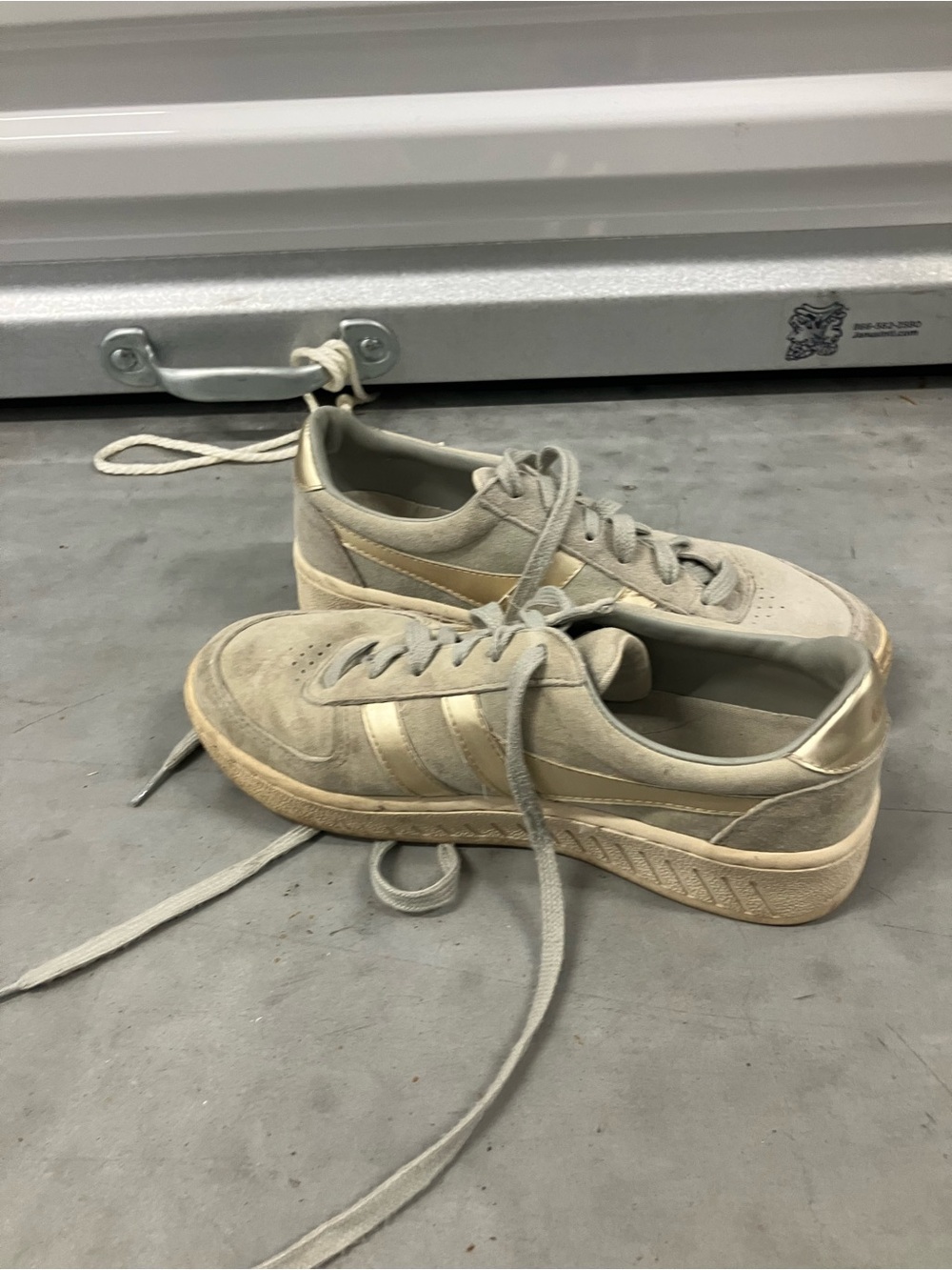 Gola size 8 Grandslam Sneakers - Picture 4 of 8